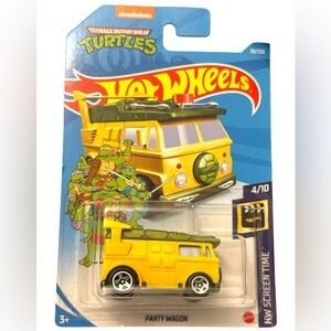NWT Hot Wheels Party Wagon - Ninja Turtles - HW Screen Time